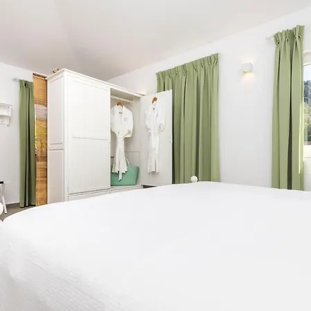 Villa Il Giardin' Retreat - Mediterranean Oasis And Private Pool
