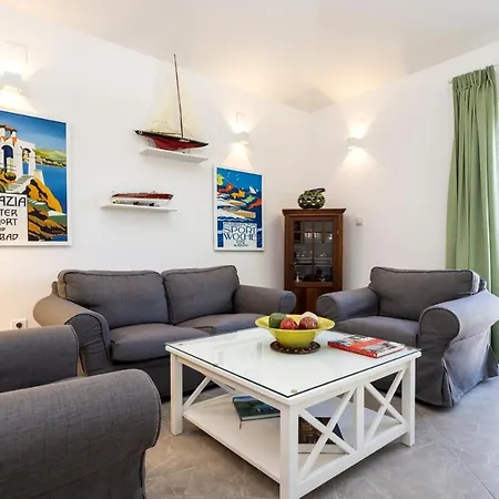 Il Giardin' Retreat - Mediterranean Oasis And Private Pool Veli Lošinj