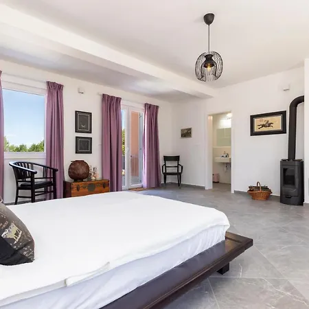 Il Giardin' Retreat - Mediterranean Oasis And Private Pool