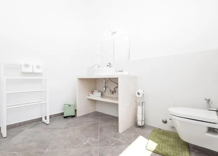 Il Giardin Villa *