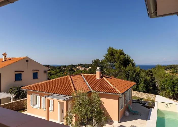 Il Giardin Villa *