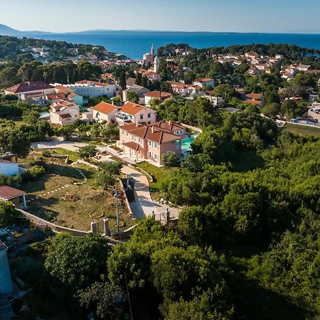 Il Giardin Villa *